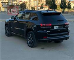 جیپ گراند شیرۆکی